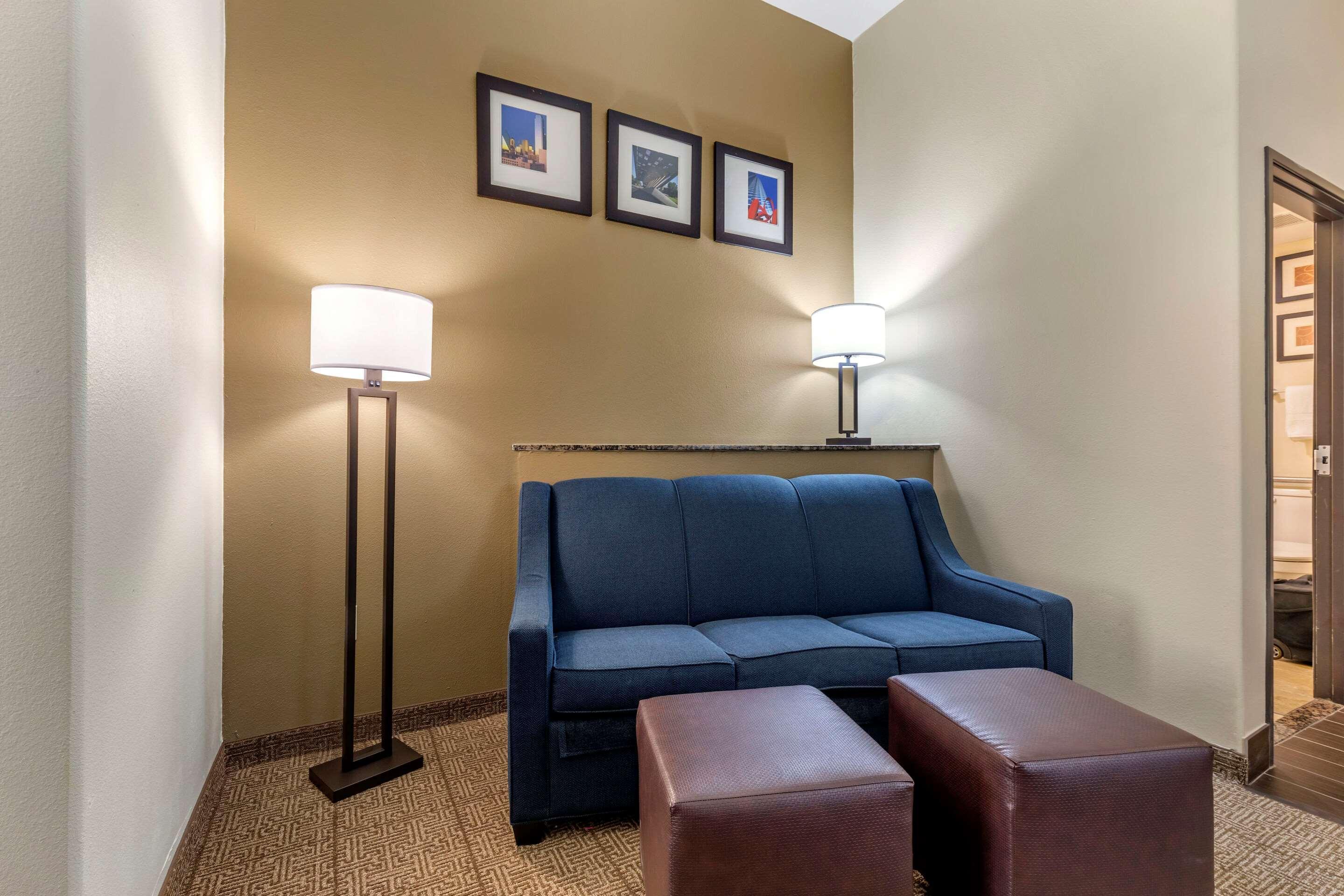 Comfort Suites West Dallas - Cockrell Hill Dış mekan fotoğraf