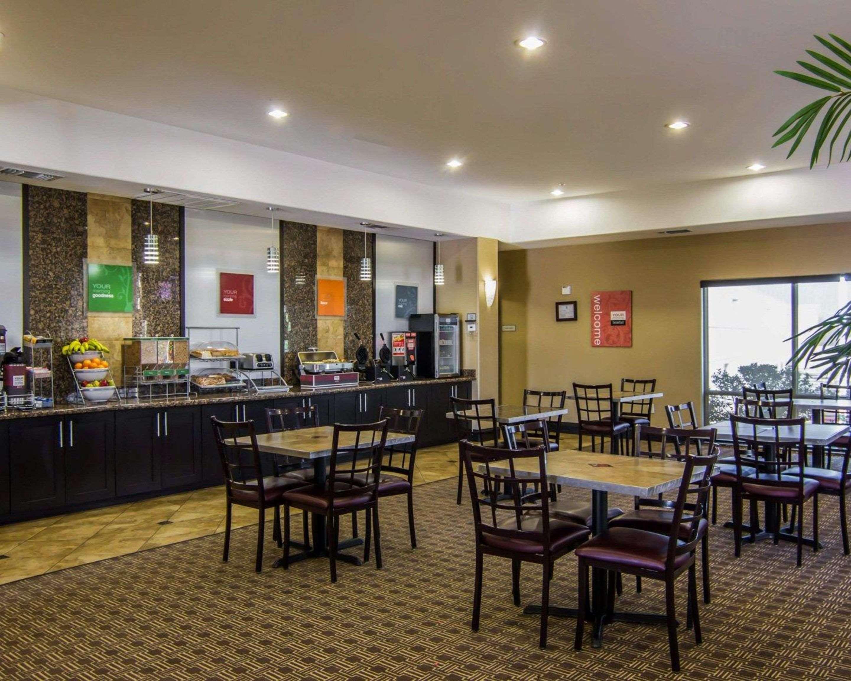 Comfort Suites West Dallas - Cockrell Hill Dış mekan fotoğraf