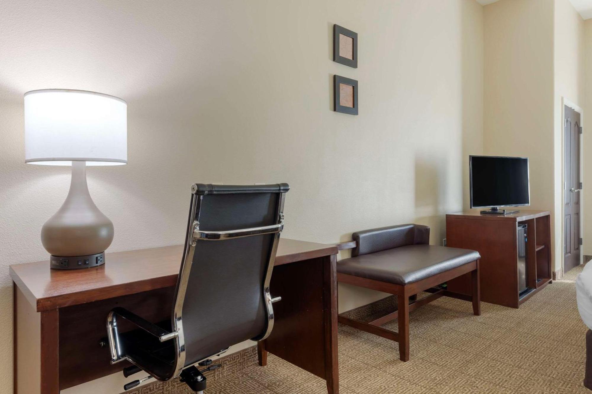 Comfort Suites West Dallas - Cockrell Hill Dış mekan fotoğraf