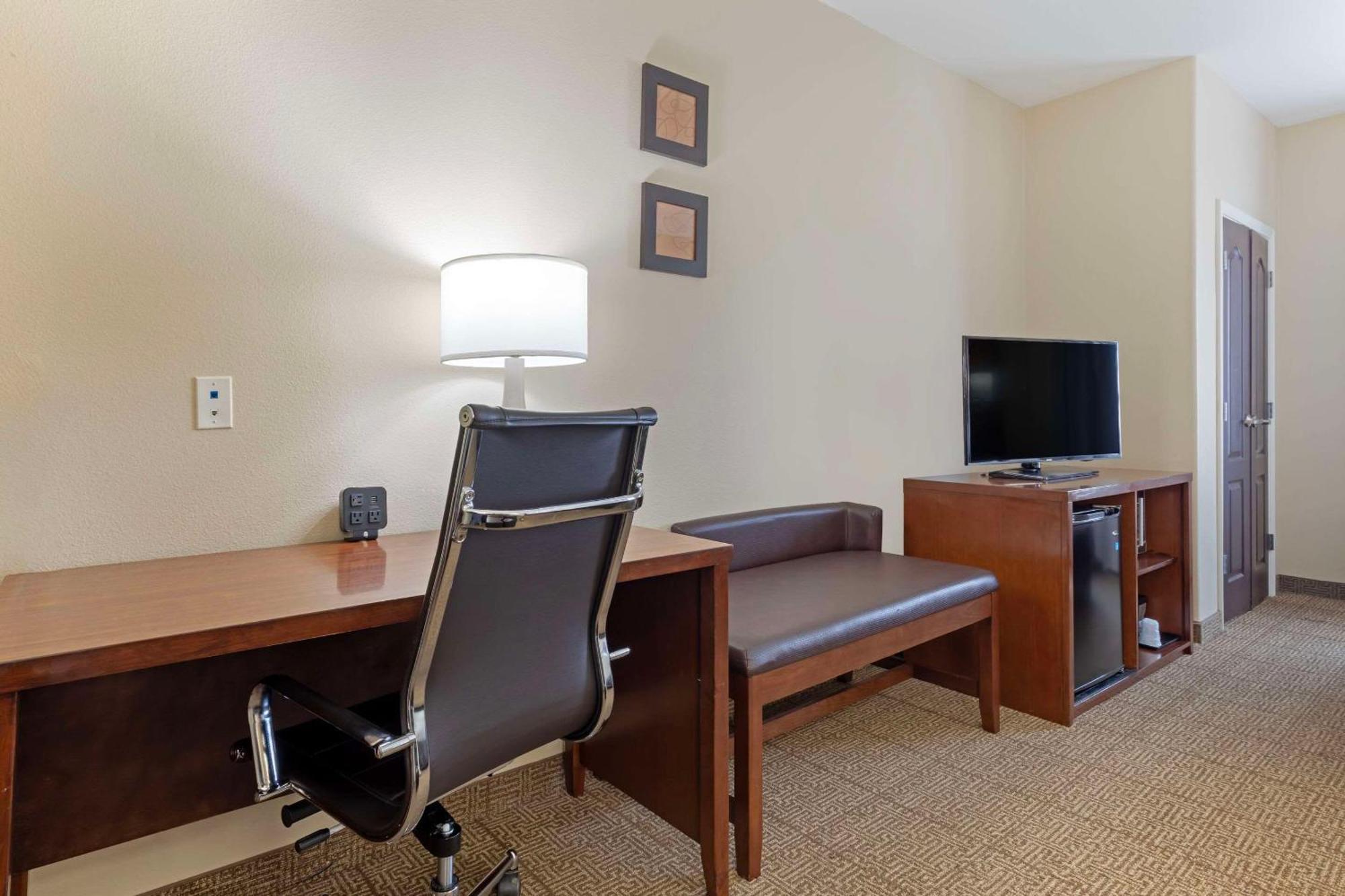 Comfort Suites West Dallas - Cockrell Hill Dış mekan fotoğraf